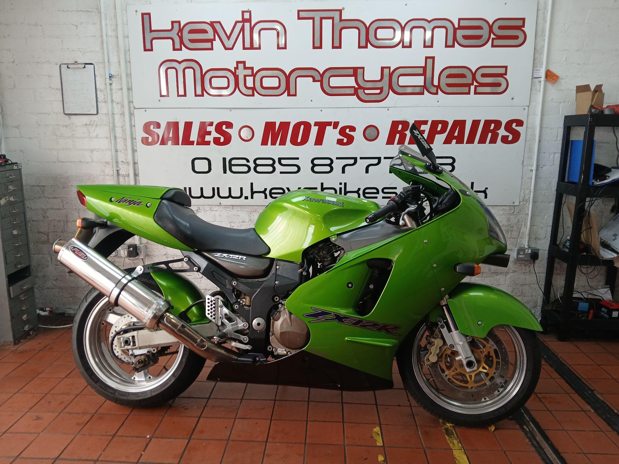 Kawasaki ZX-12R bikes for sale | AutoTrader Bikes